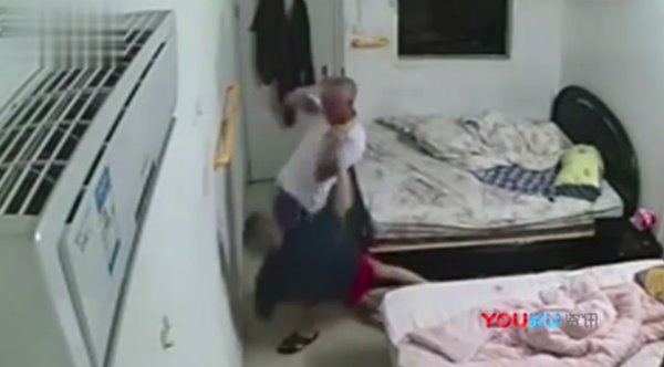 ทำร้ายคนแก่ป่วยอัมพาต