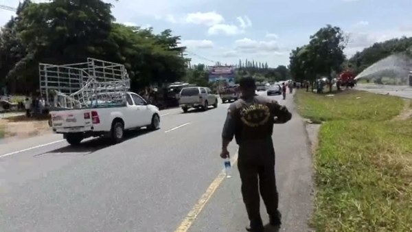 ไฟไหม้รถบรรทุกน้ำมัน