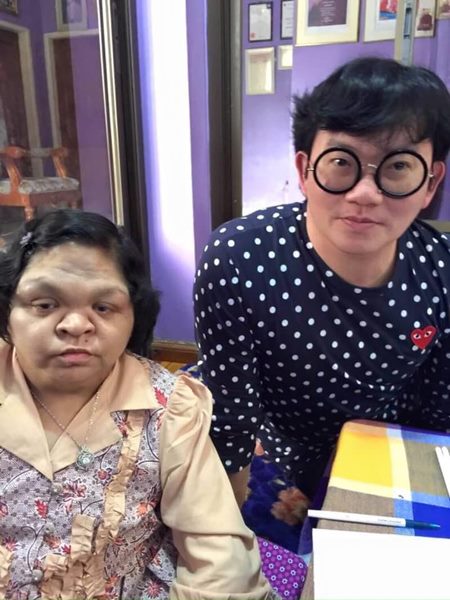  เปิดภาพเซเลบเมืองไทย บินไปดูหมอกับ หมอดูอีที