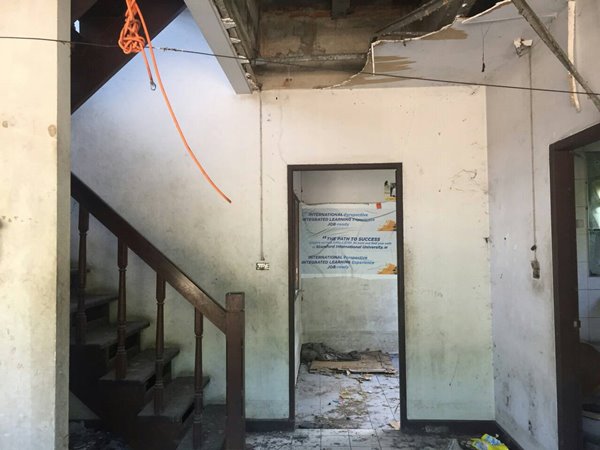 บ้านร้างผีเฮี้ยน