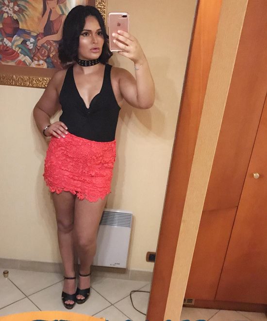 สาวประเภทสองขายพรหมจรรย์