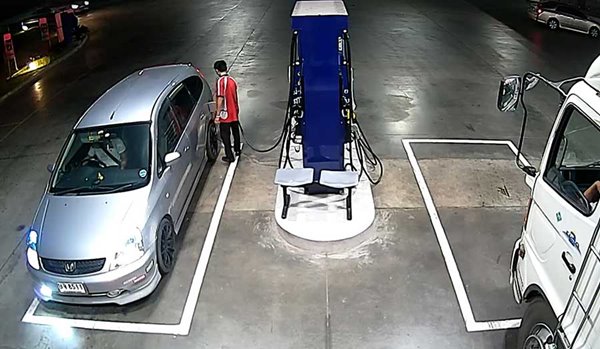 เก๋งชิ่งค่าน้ำมัน