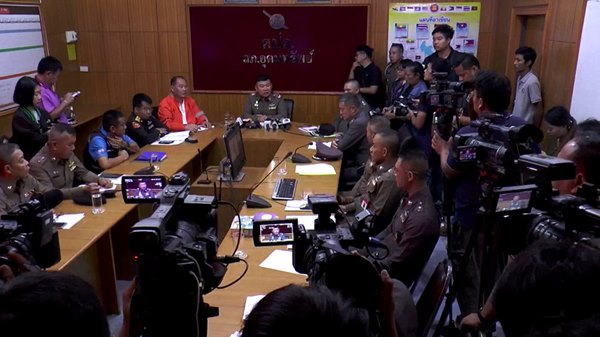 รถทัวร์เบรกแตก