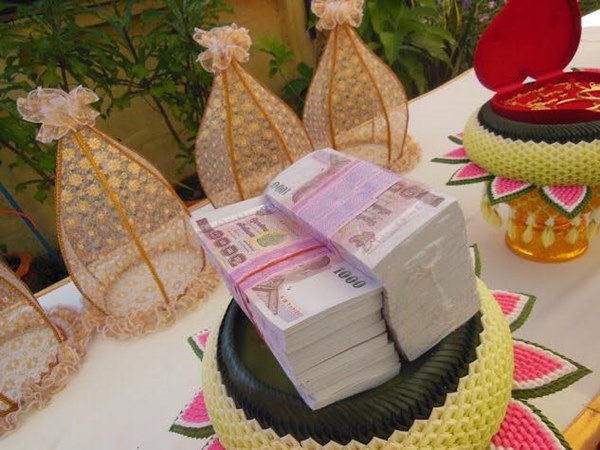 เช่าสินสอด