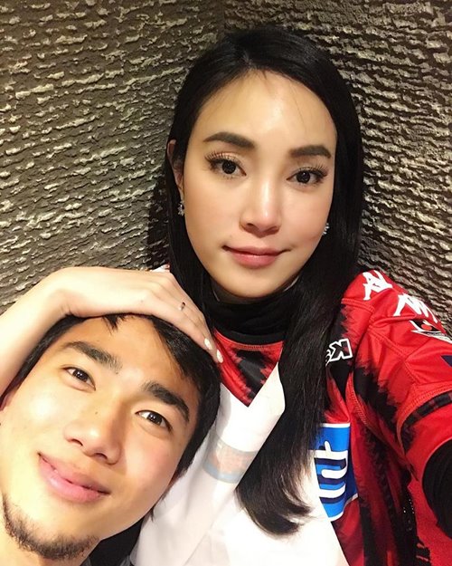 เมย์ เจ เลิกกัน