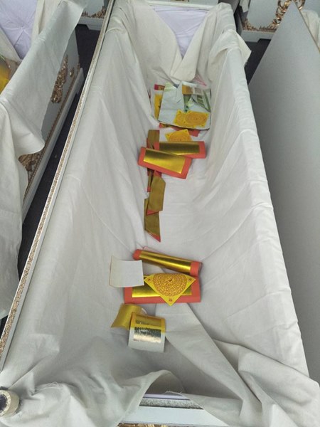 นิสิตแพทย์จุฬาฯ ร่วมพิธีบรรจุร่างอาจารย์ใหญ่