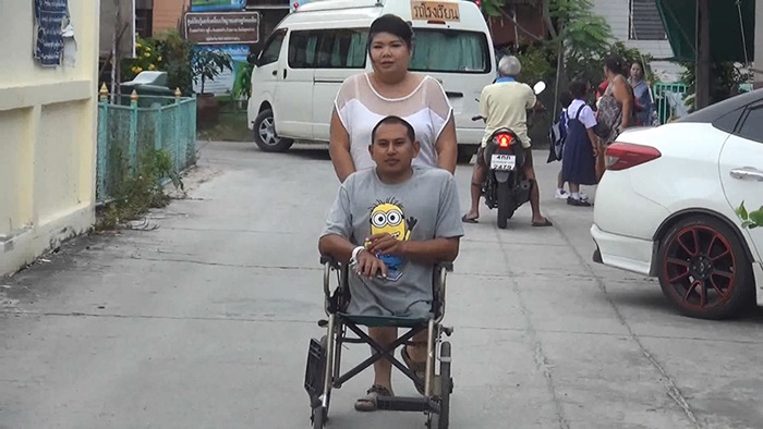 หนุ่มพิการเจอรักแท้