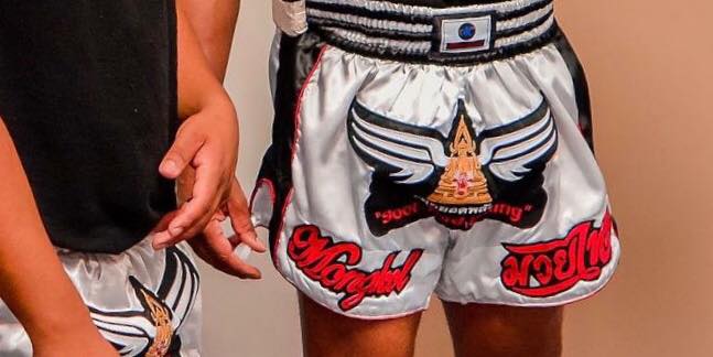 ค่ายมวยสหรัฐทำโลโก้รูปพระพุทธรูป