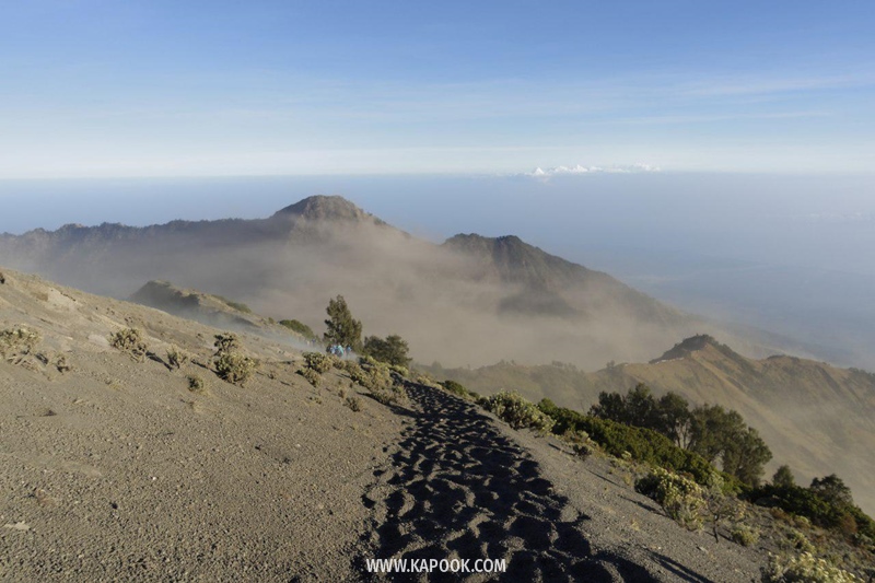 แผ่นดินไหวอินโดนีเซีย ภูเขาไฟรินจานี