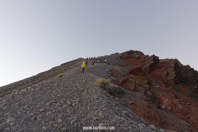 แผ่นดินไหวอินโดนีเซีย ภูเขาไฟรินจานี