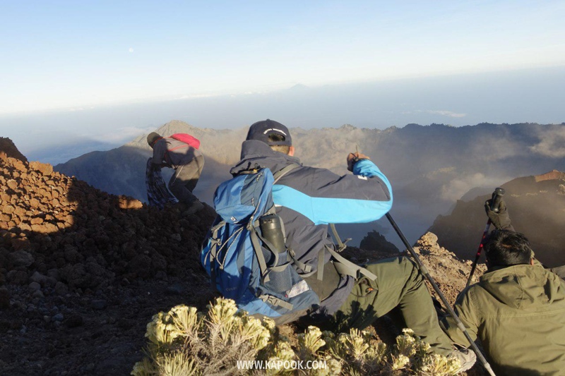 แผ่นดินไหวอินโดนีเซีย ภูเขาไฟรินจานี
