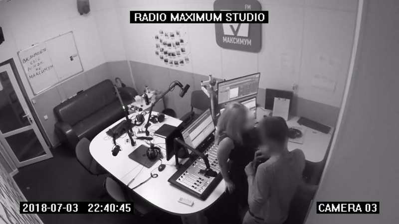 คลิปหลุดดีเจหนุ่มแอบกินตับสาว