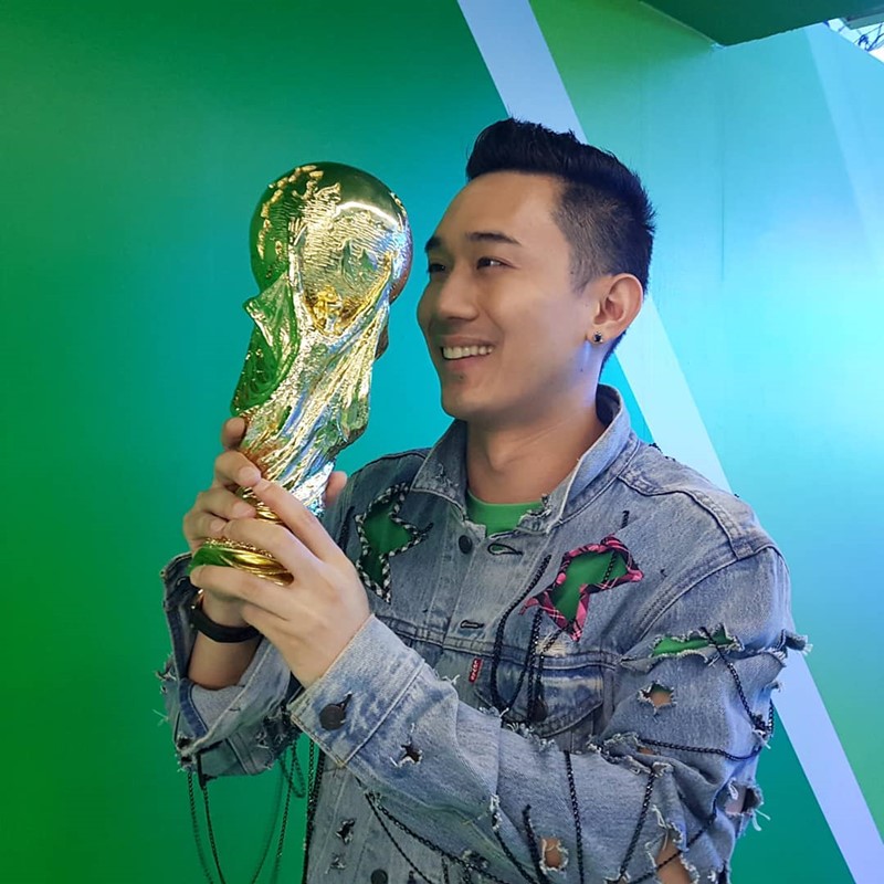 แชมป์ พีรพล เอื้ออารียกูล