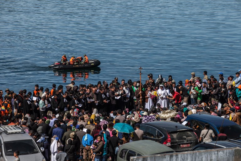 เรือเฟอร์รี่ล่มในอินโดฯ 
