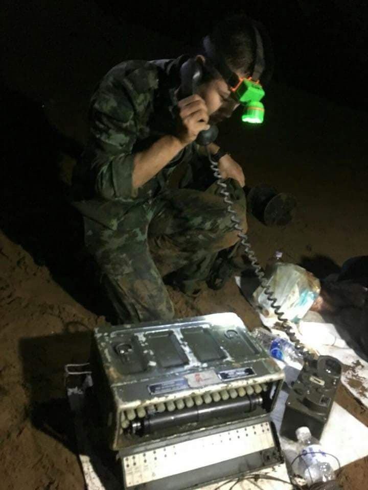 จนท. ปลุกชีพโทรศัพท์สมัยสงครามเวียดนาม มาใช้ที่ถ้ำหลวง