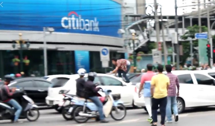 คลิปฟรีรันนิ่ง