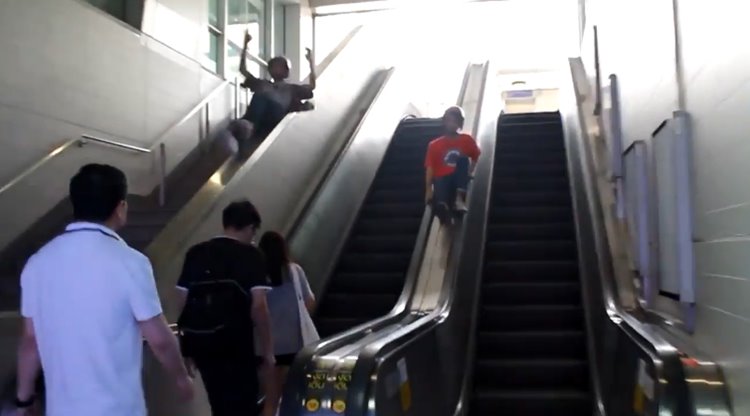 คลิปฟรีรันนิ่ง