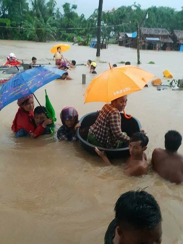 น้ำท่วม แผ่นดินไหวเมียนมา