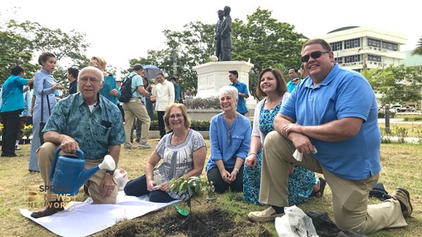 ทายาทแฝดสยาม อิน จัน 