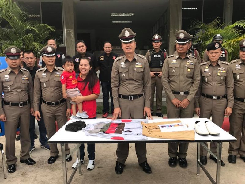 พระเอกลิเกขโมยรถ