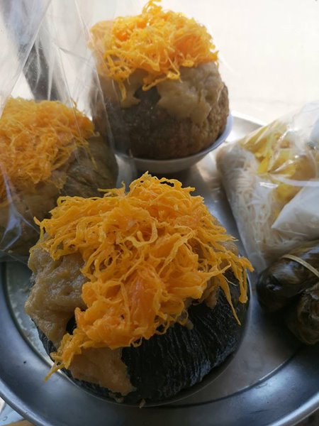 ยายขายขนมสู้ชีวิต