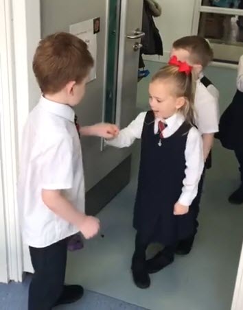 การทักทายสร้างมิตรภาพ