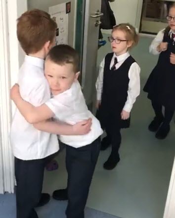 การทักทายสร้างมิตรภาพ