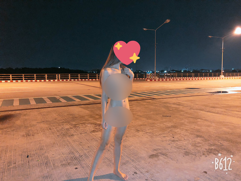 สาวแก้ผ้าถ่ายรูป สะพานใหม่ ชลบุรี