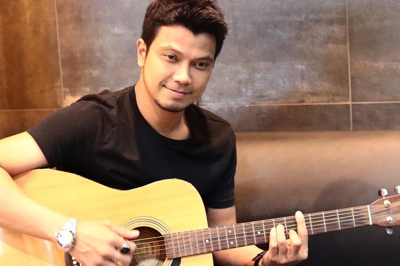 หนุ่ม กะลา