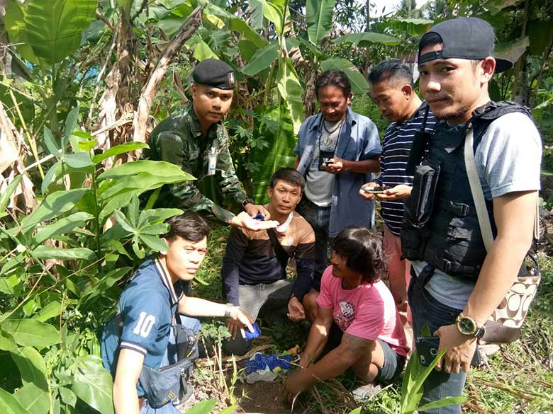 พัน เดินดง