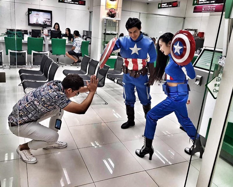 เมื่อธนาคารบอกว่าให้พนักงานใส่อะไรมาก็ได้