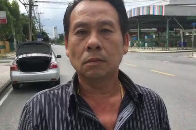 ป้าทุบรถ