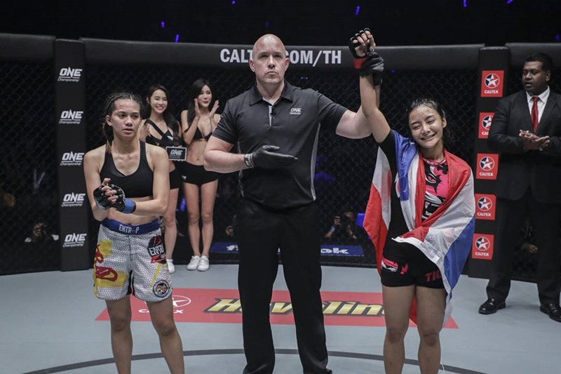 ริกะ อิชิเกะ