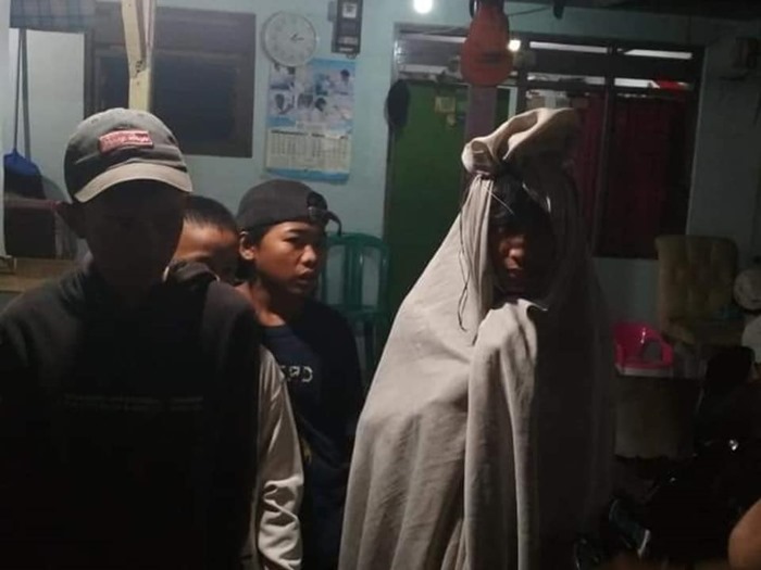 แกล้งคน