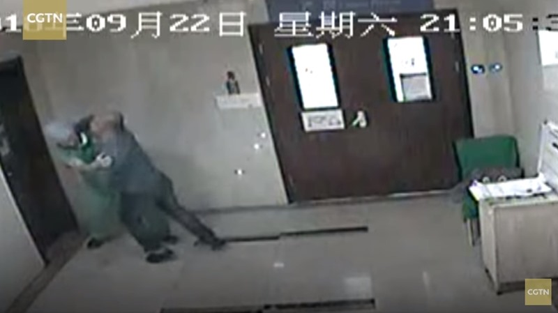 ทำร้ายหมอ