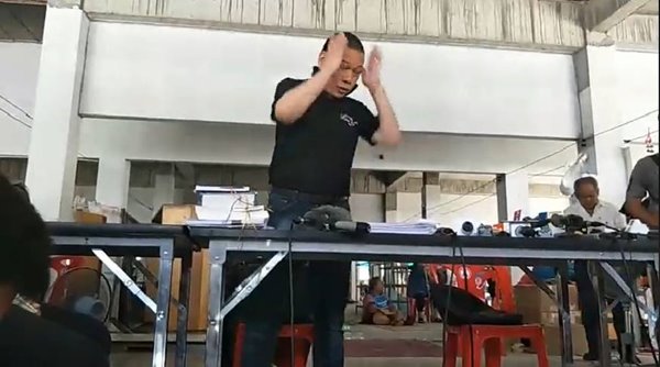 พ.ต.ท. สันธนะ ประยูรรัตน์