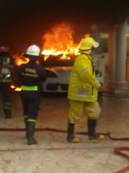 ไฟไหม้บ้านเจ้าของตราสมอ