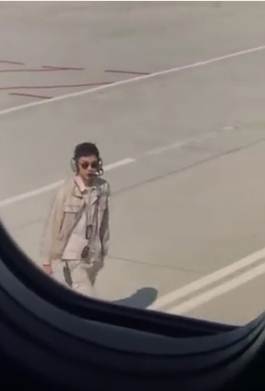 พนักงานหล่อ