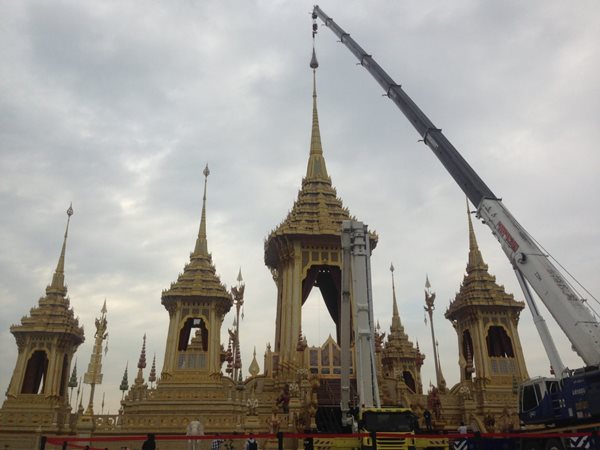 พระเมรุมาศ ในหลวง รัชกาลที่ 9