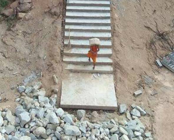 หลวงพี่โอ๋ พระแบกปูนขึ้นเขา