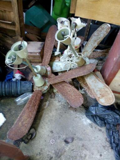 พัดลมเพดานโรงเรียนตกใส่เด็ก