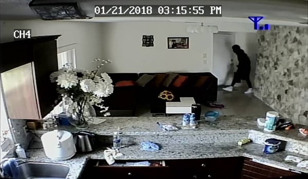 โจรขึ้นบ้าน