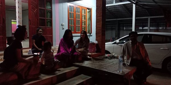 รถทัวร์แหกโค้ง