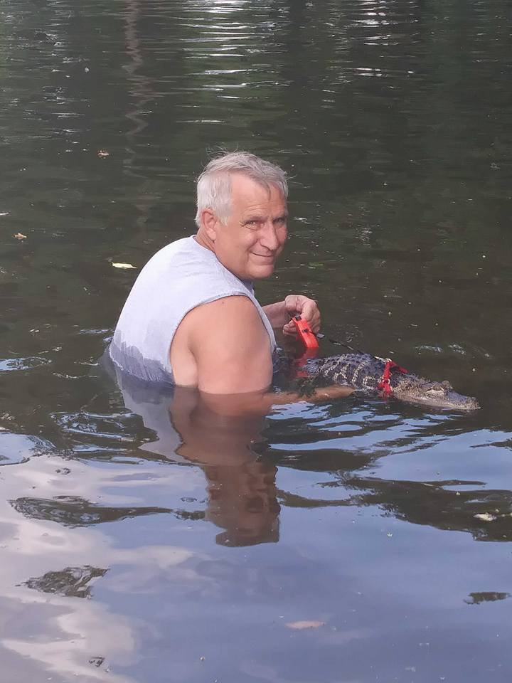 เลี้ยงจระเข้