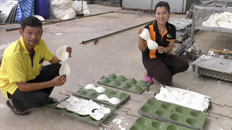 ยกทรงยางพาราป้องกันฝุ่น