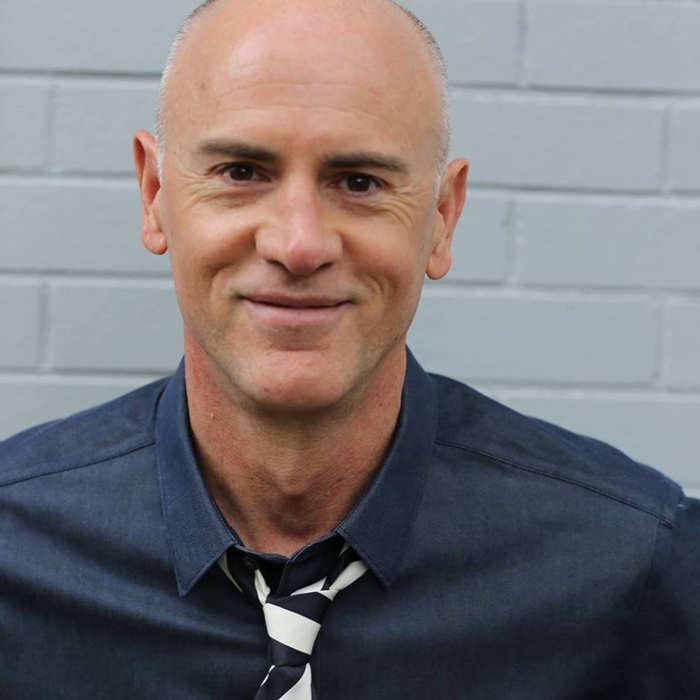 นักบำบัดเกย์