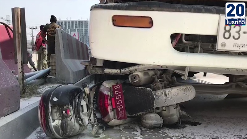 รถ6ล้อแหกด่าน