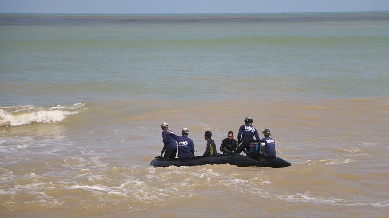 เด็กจมทะเล