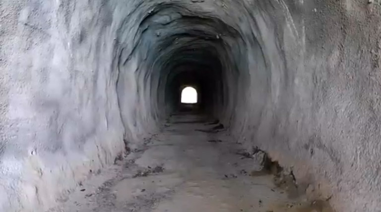 อุโมงค์ลับเกาะสมุย