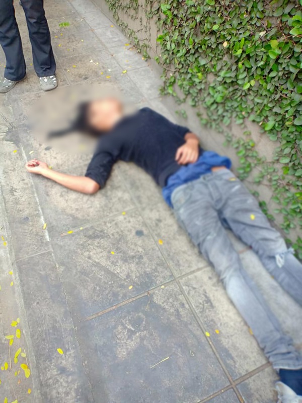 ตำรวจช่วยคนเมา